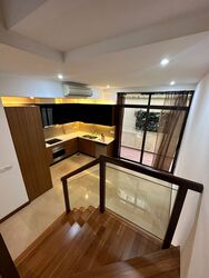 Holland Link (D10), Terrace #579188591